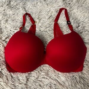 VS Incredible Perfect Shape Bra